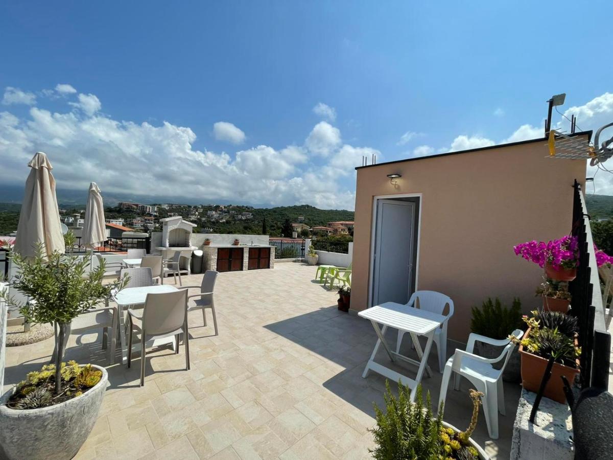 Apartments Tina Utjeha Dış mekan fotoğraf