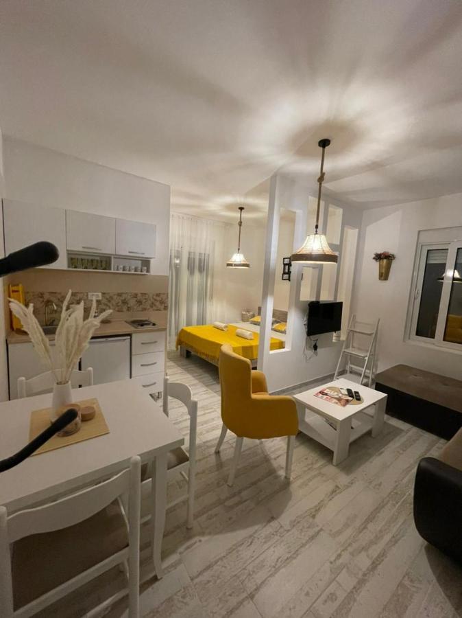 Apartments Tina Utjeha Dış mekan fotoğraf