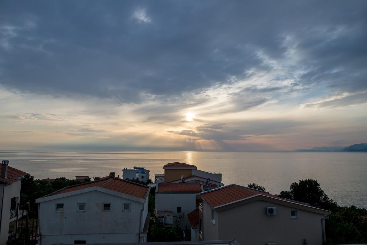 Apartments Tina Utjeha Dış mekan fotoğraf