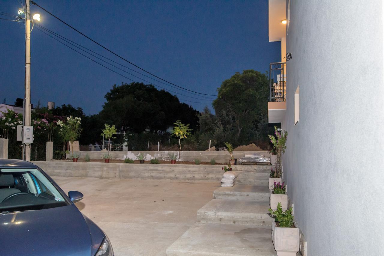 Apartments Tina Utjeha Dış mekan fotoğraf