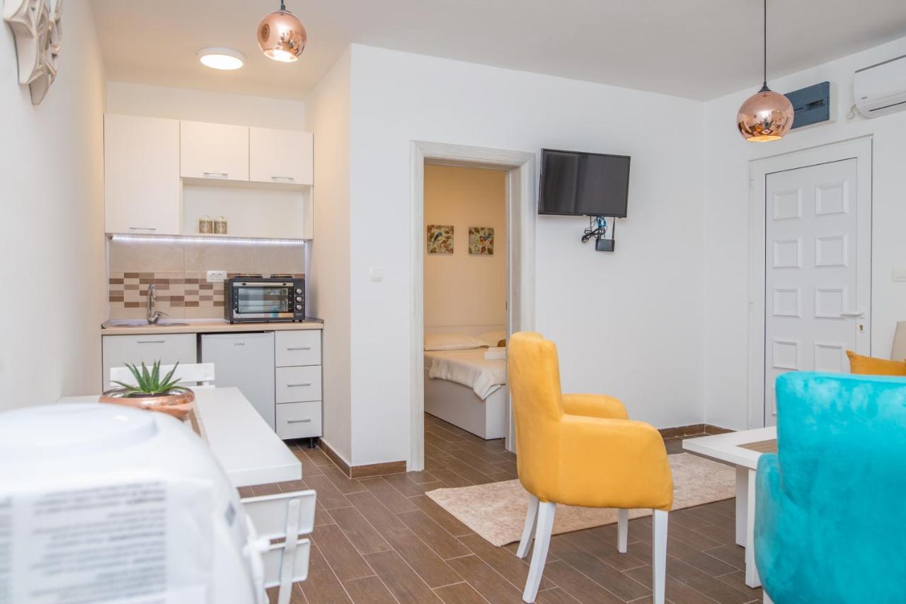 Apartments Tina Utjeha Dış mekan fotoğraf