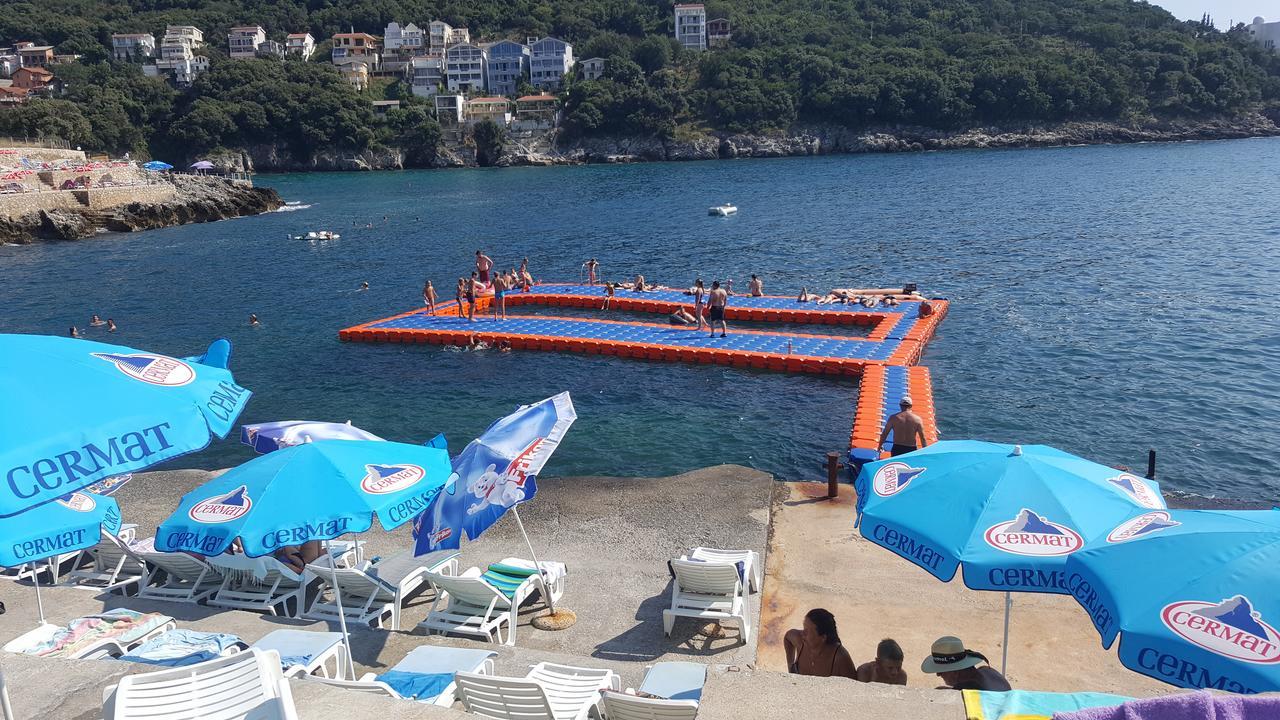 Apartments Tina Utjeha Dış mekan fotoğraf